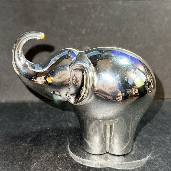 Reed And Barton 9135 Jungle Parade Elephant Silverplate Musical - Picture 2 of 4